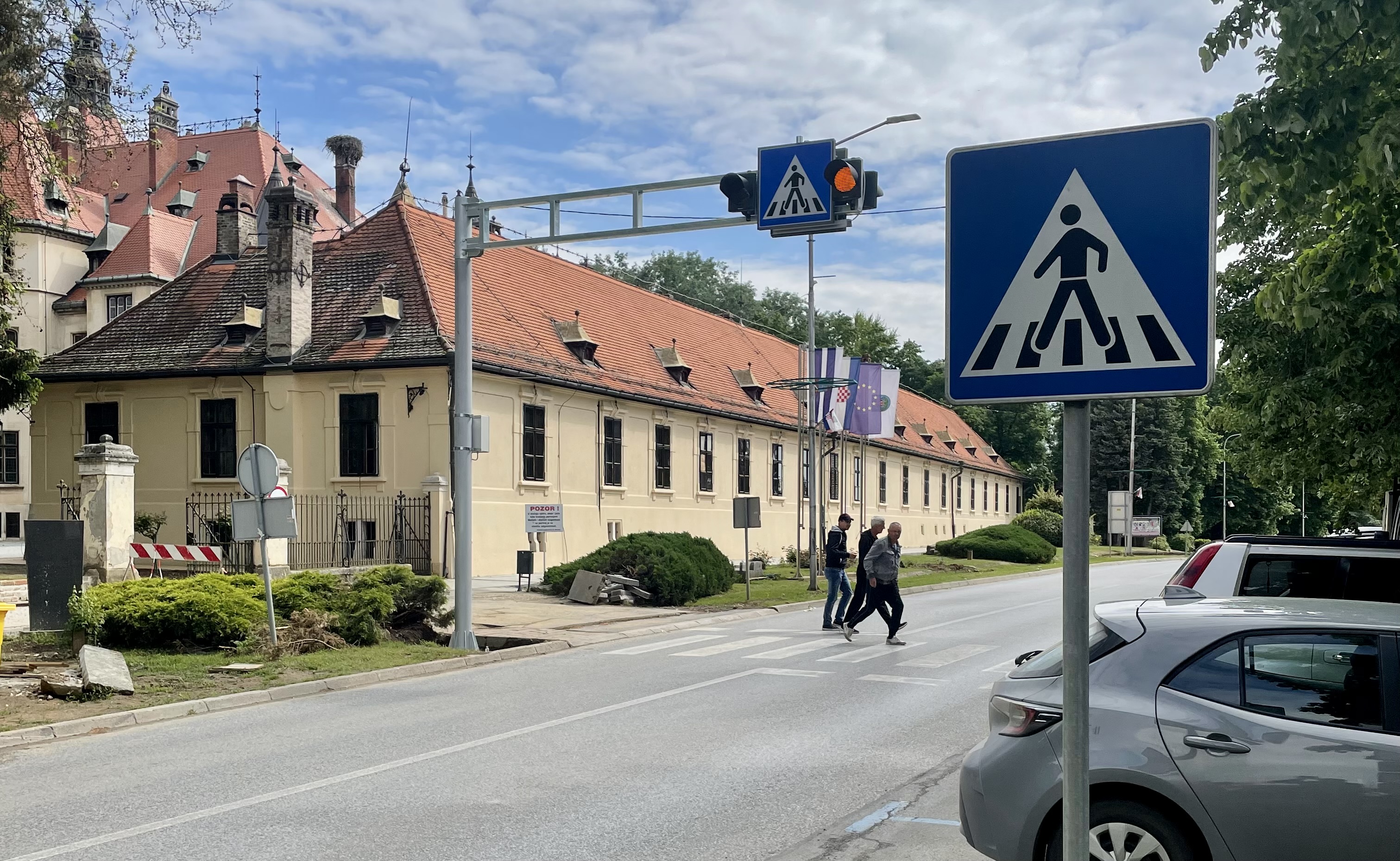 Postavljene oznake za pješačke prijelaze