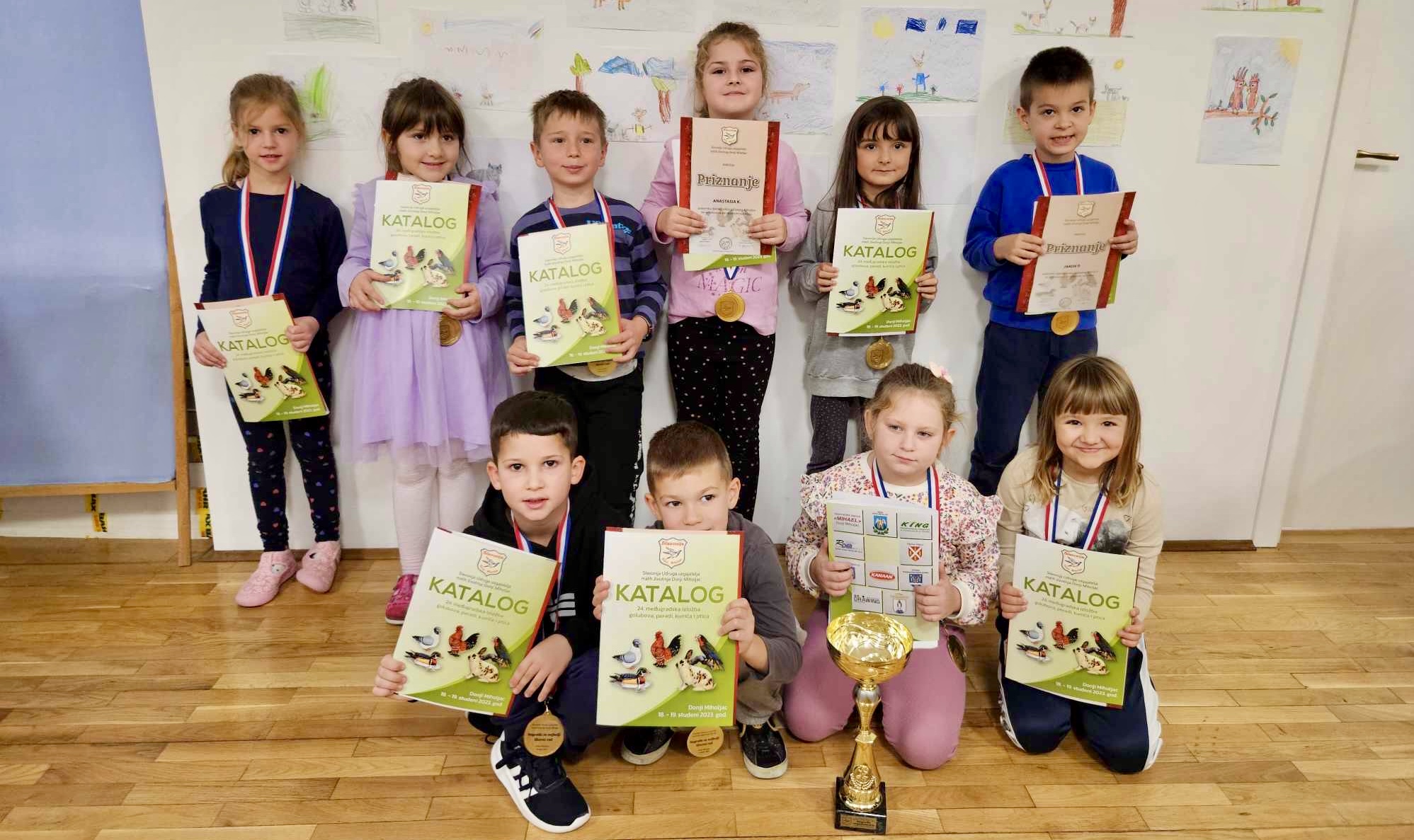 Nagrađeni dječji radovi slika malih životinja